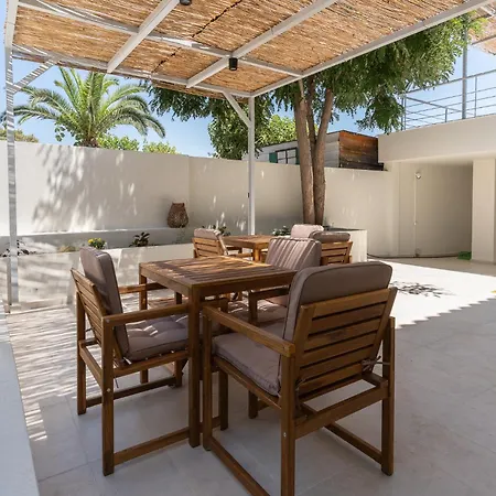 Sea & Salt Boutique 1 * Finikúnda